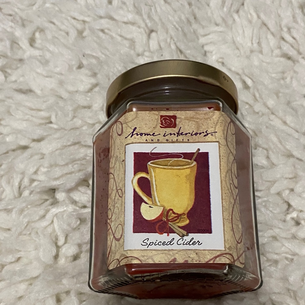 Home interiors Spiced Cider Candle in glass jar ¥